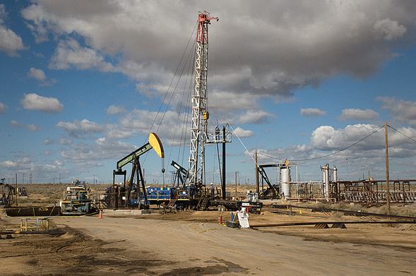 4G无线视频监控系统让长停油井巡查监管成本节省大半！