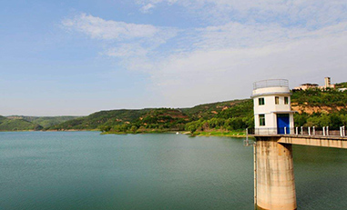 无线传输的微波传输有哪些方式，都有哪些特点！